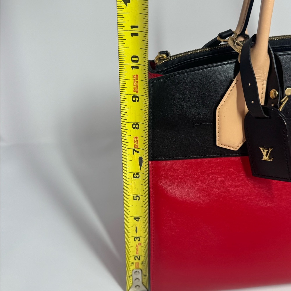 Authentic Louis Vuitton City Steamer MM - Picture 16 of 16